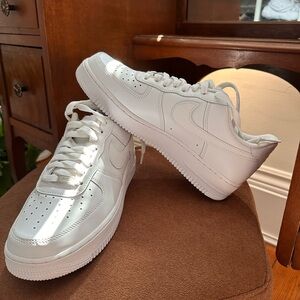 NWOB NIKE Air Force Sneakers